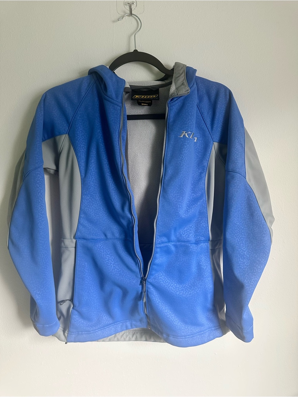 Woman's periwinkle and Gray Hooded Softshell Jacket
